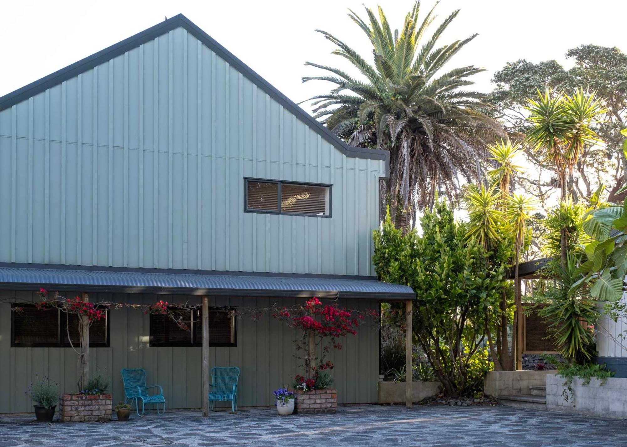 Bow Street Apartments & Cottage Raglan Dış mekan fotoğraf